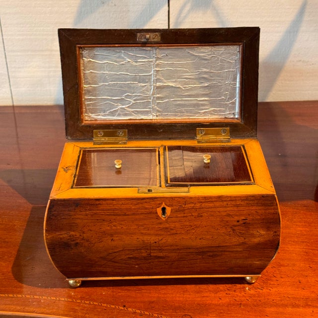 English 19th Century Sarcophagus Form Tea Caddy With Fitted Interior For Sale - Image 3 of 7