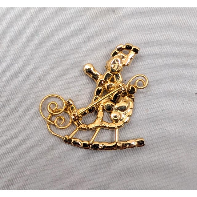 Metal Vintage 1960s Signed Hobe Rhinestone Santa Claus in His Sleigh Brooch For Sale - Image 7 of 8