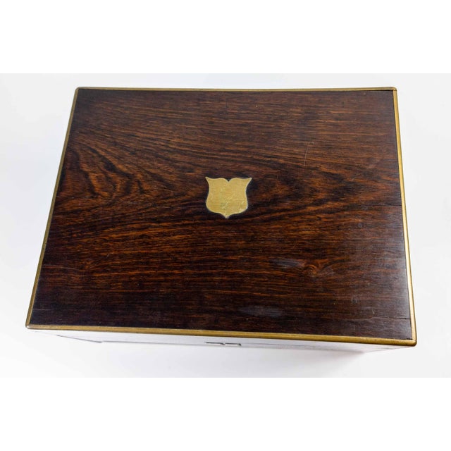 19th Century English Rosewood Veneer Traveling Vanity Case Box For Sale - Image 9 of 18