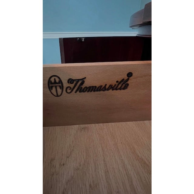 1960s 1960s Mint Brass Gallery Crotch Mahogany Serpentine Front Federal Sideboard Thomasville For Sale - Image 5 of 6