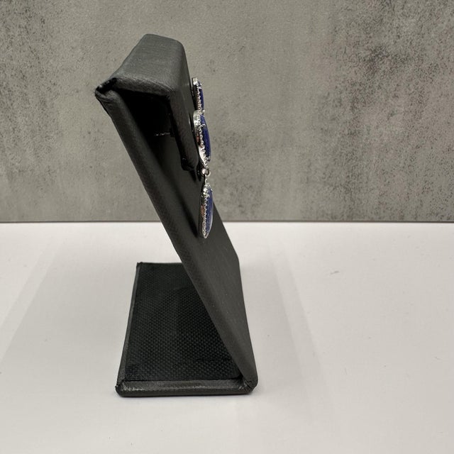 Contemporary Lapis and Diamond Drop Earrings in 14kt White Gold – 0.50ctw Gh Si2-I1 Diamonds, A Pair For Sale - Image 3 of 5