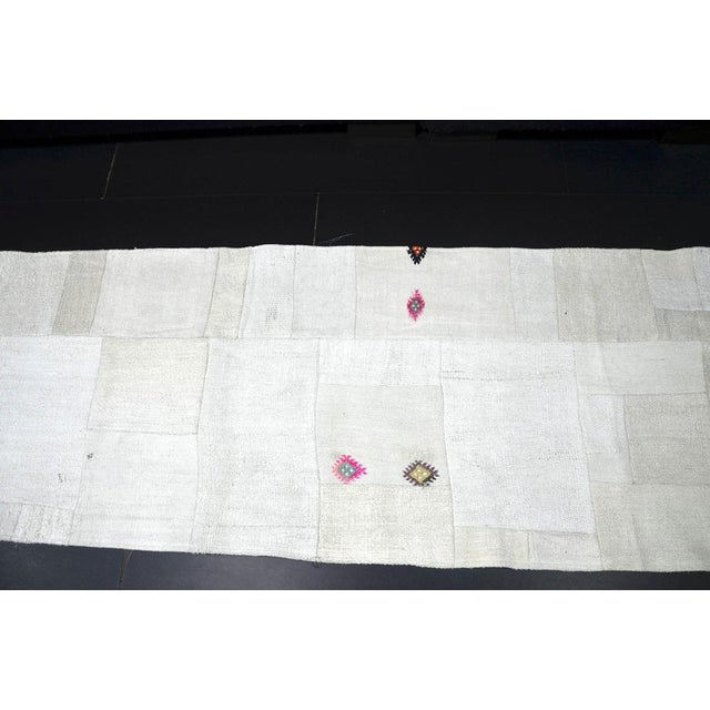 Beige Turkish Hemp Patchwork Runner Rug, 1960s For Sale - Image 8 of 11