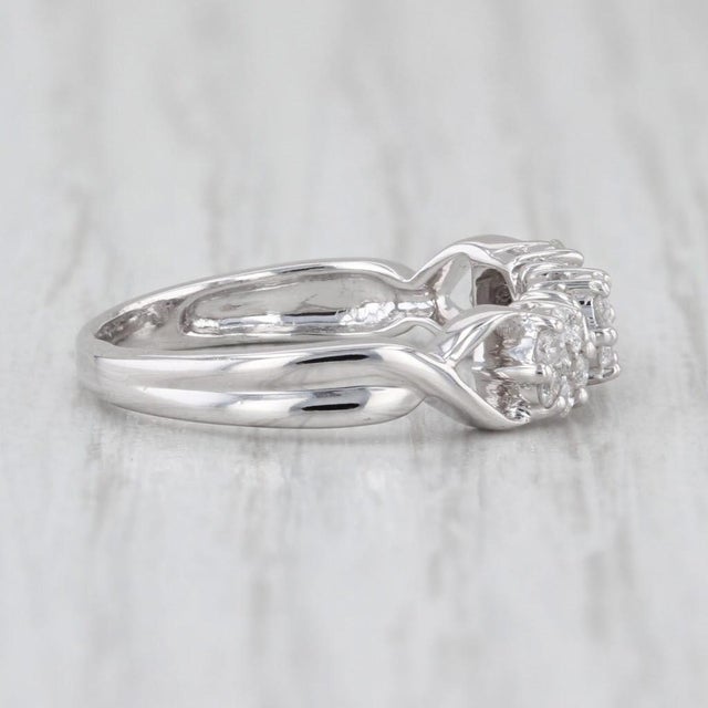 0.27ctw Diamond Flower Clusters Ring 14k White Gold Size 6 Stackable Bridal For Sale - Image 4 of 8