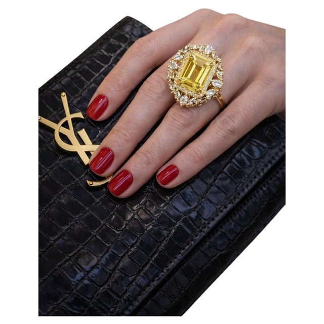 Classical Roman Bochic Capri Vintage Lemon Topaz & Sapphire Ring, 18K Gold & Silver For Sale - Image 3 of 10