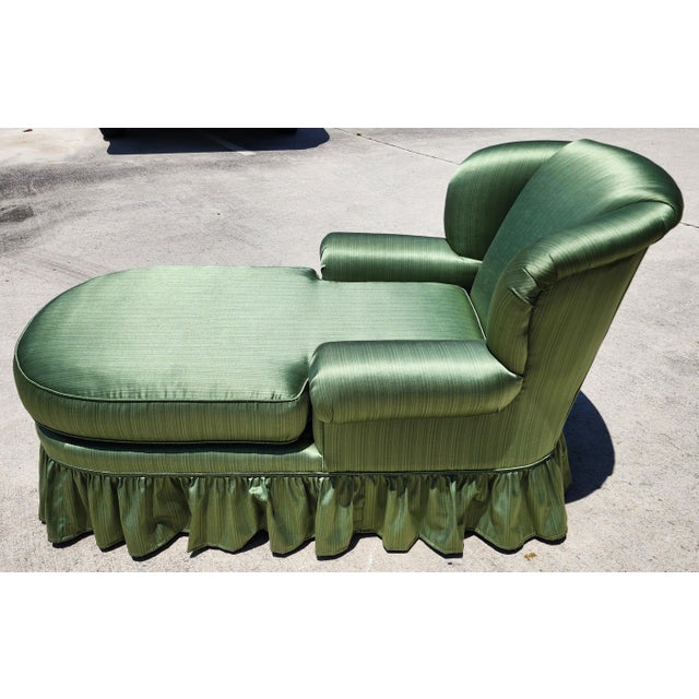 Vintage Chaise English Wingback Style For Sale In Miami - Image 6 of 10