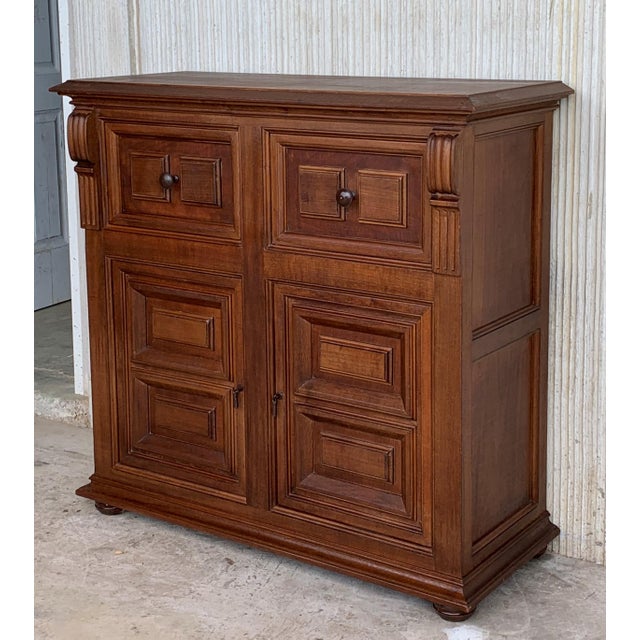 1920s 1920s Catalan Carved Walnut Tuscan Two Drawers Nightstands - a Pair For Sale - Image 5 of 13