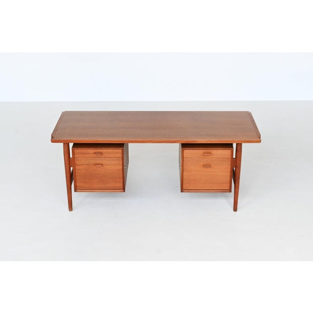 Model 207 Writing Desk in Teak by Arne Vodder for Sibastm 1960 For Sale - Image 10 of 18
