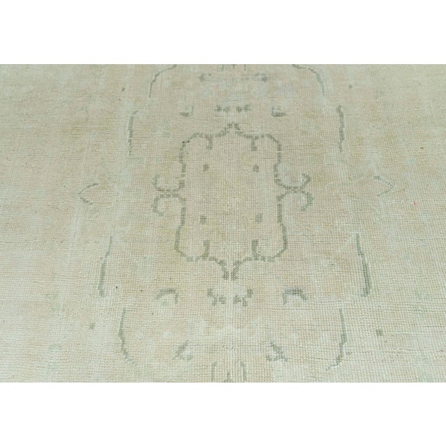 Turkish Vintage Rug 5'10" x 9'7" #20658 For Sale - Image 4 of 8