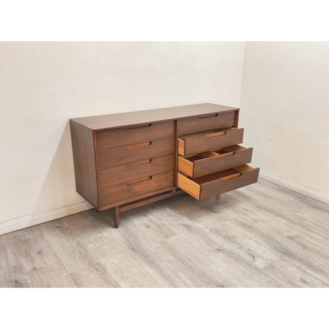 1970s Mid Century Modern Drexel Dresser For Sale - Image 5 of 10
