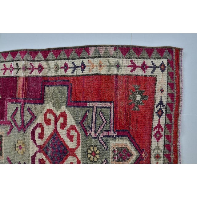 Vintage Anatolian Wool Runner, Hand-Woven Kilim With Rich Magenta and Traditional Tribal Motifs For Sale In Phoenix - Image 6 of 10