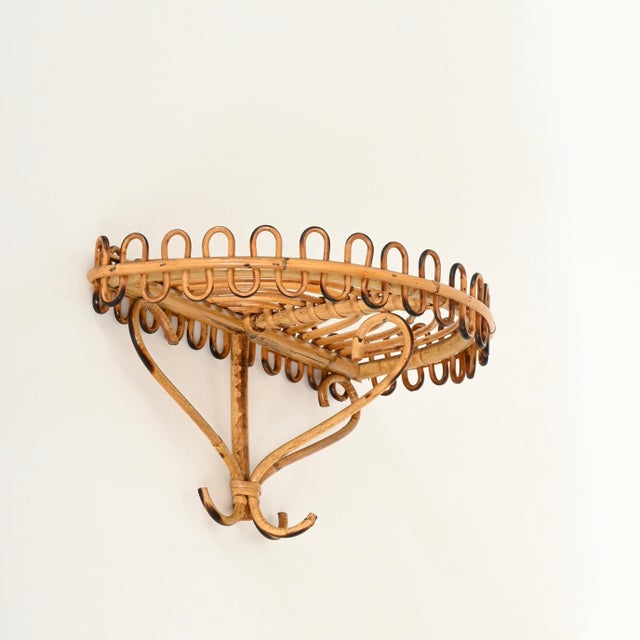 Midcentury Curved Rattan and Bamboo Wall Shelf by Franco Albini, Italy, 1960s For Sale - Image 6 of 11