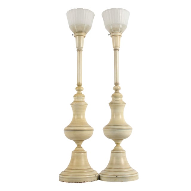 Add classic elegance to your interior with this pair of Steiff table lamps, a refined duo that blends timeless design with...