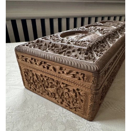 Antique Early 20th Century India Sandalwood Taj Mahal Carved Box With Lock For Sale - Image 4 of 10