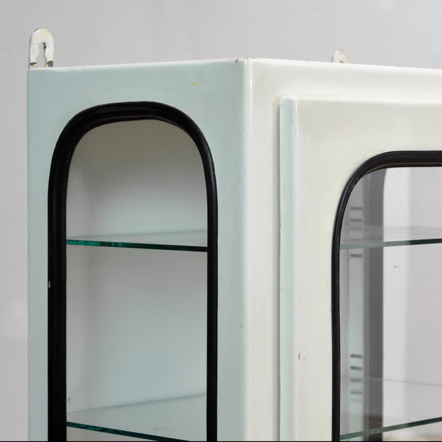 Metal Vintage Medical Cabinet (Wall Unit), 1970s, 1975 For Sale - Image 7 of 12