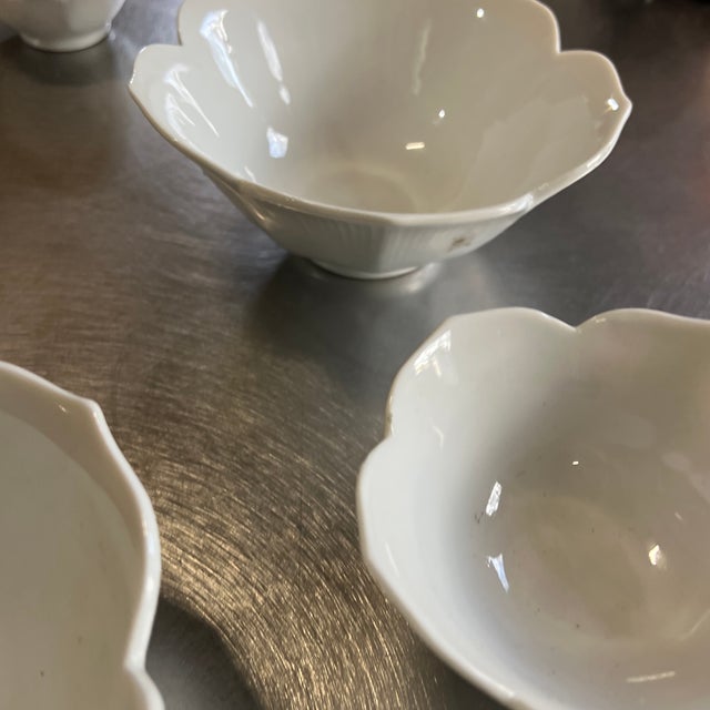 1970s 1970s Collection of Ceramic White Lotus Nesting Bowls- Set of 7 For Sale - Image 5 of 12