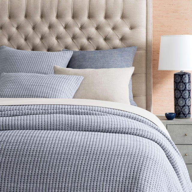 Pine Cone Hill by Annie Selke Pick Stitch Navy Matelasse Coverlet, Twin For Sale
