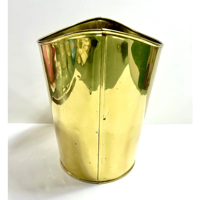 1980s English Brass Wastebasket Cachepot, Hammered Planter Vase For Sale - Image 5 of 9