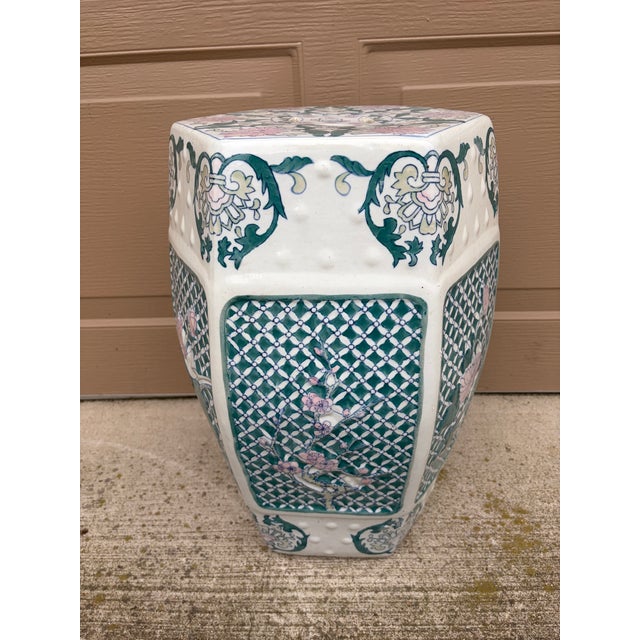 Chinoiserie Late 20th Century Chinoiserie Floral Green and Pink Porcelain Garden Stool or Side Table For Sale - Image 3 of 9