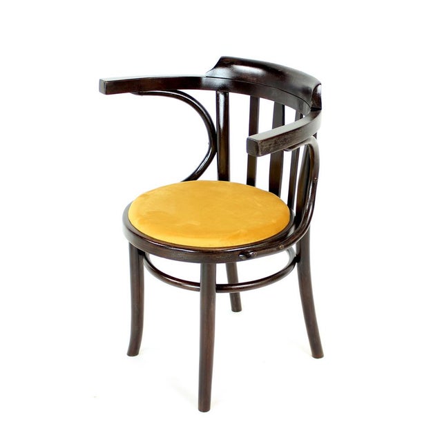 Bentwood Armchair from Ton, Czechoslovakia, 1950s For Sale - Image 10 of 14