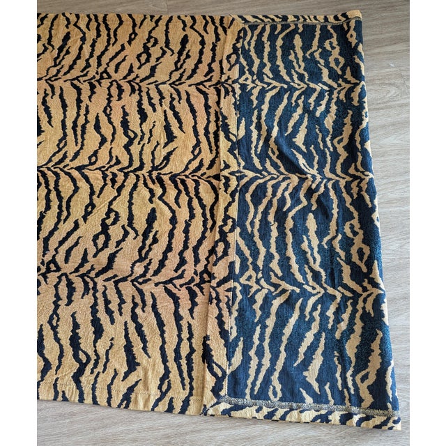 Vintage 1990s Lee Jofa Tiger Woven Jacquard Throw 50"x123" Designer Fabric For Sale - Image 9 of 10