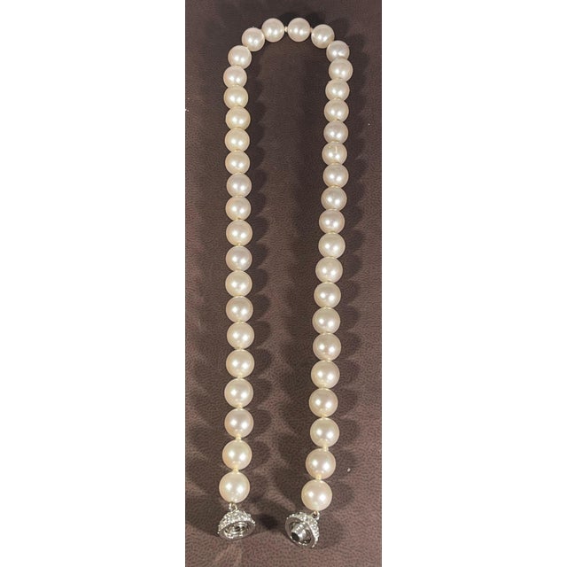 41 Round Akoya Pearls Strand Necklace Set in Metal Ball Clasp For Sale - Image 18 of 18