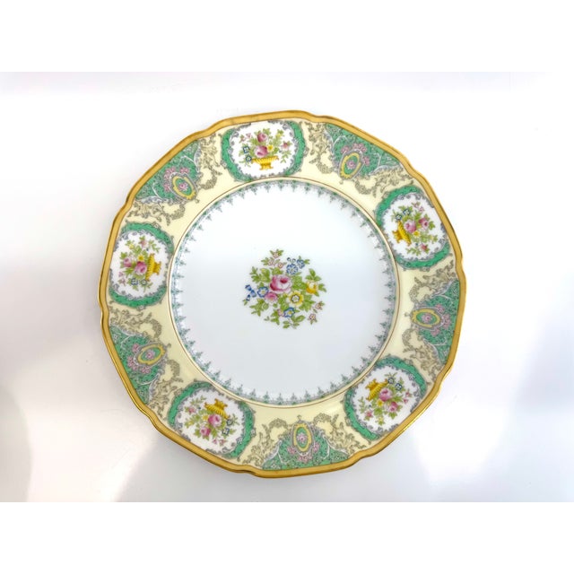 1930's Art Deco Meito Japan Hand-Painted Porcelain Dinner Plates, Set of 8 – Gilt & Emerald Cartouche Design For Sale - Image 9 of 15