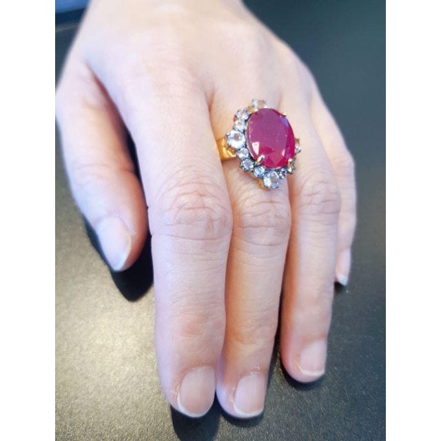Bochic "Orient" Vintage African Ruby & White Topaz Ring Set in 18K Gold & Silver For Sale - Image 4 of 18