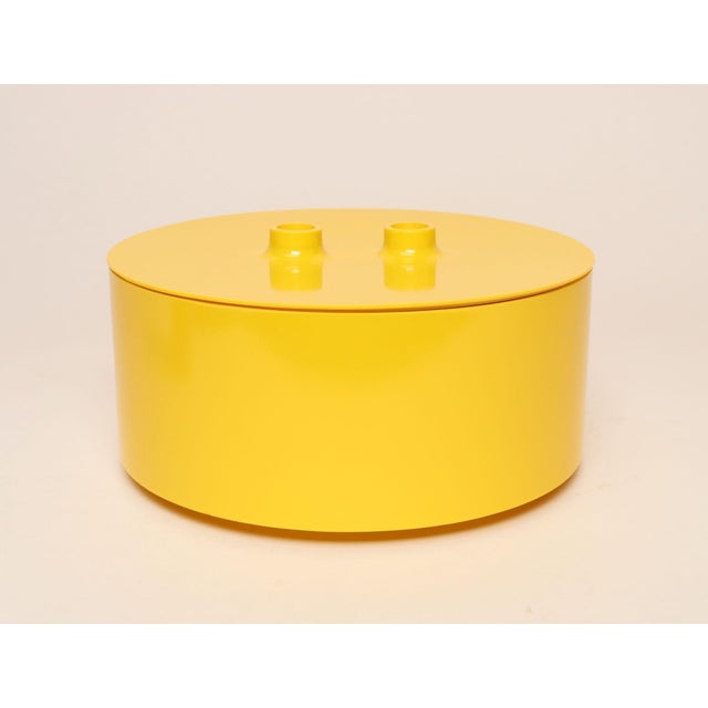Vintage lidded serving bowl/ice bucket in attractive yellow melamine/plastic by Massimo Vignelli for Heller from the...