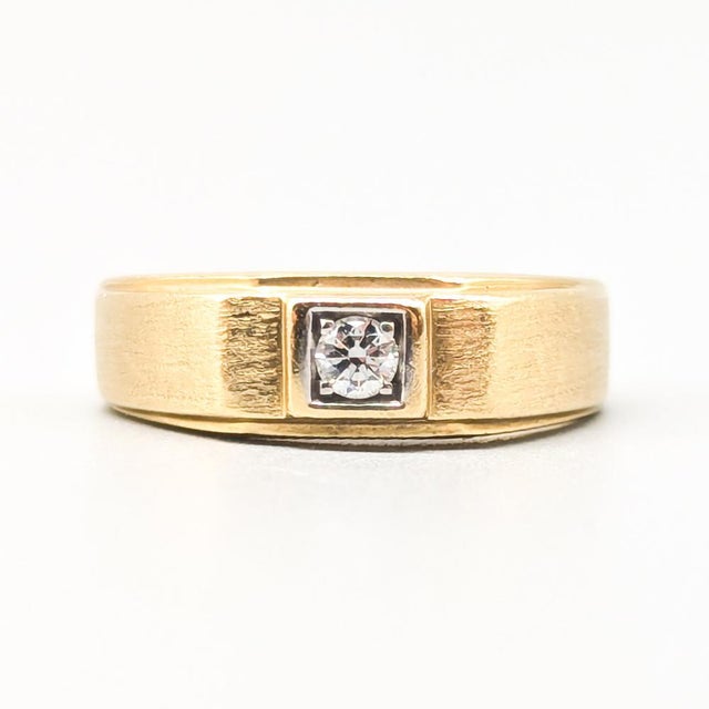 Diamond Ring in Gold For Sale - Image 5 of 5