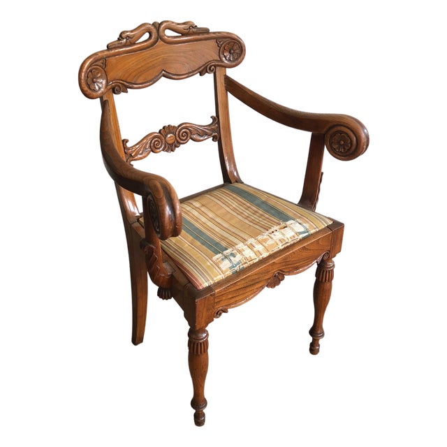 Early 19th Century English Regency period mahogany desk chair with swan neck decorations For Sale