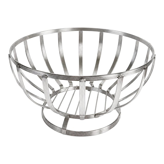 Vintage Sculptural Silver-Tone Metal Wire Fruit Basket, 11” For Sale