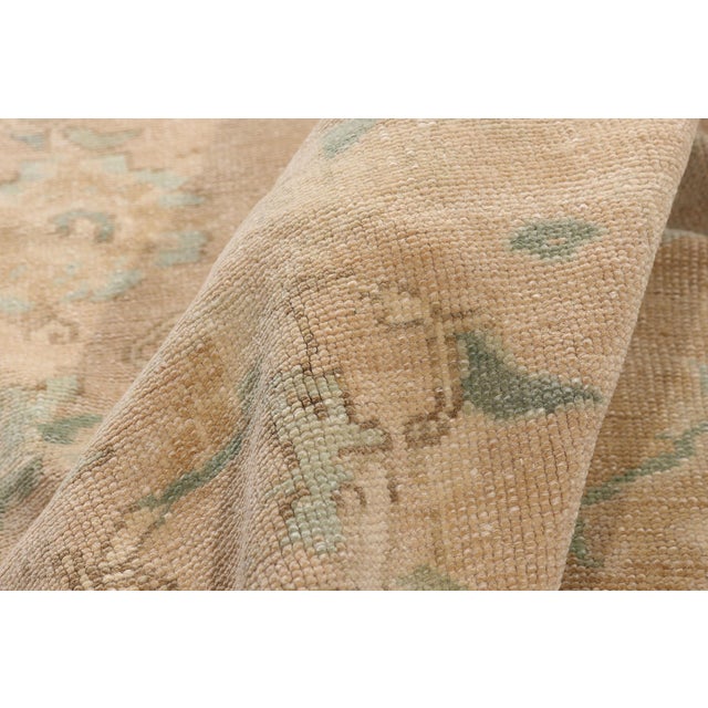 Vintage Turkish Oushak Rug, 05'08 X 08'10 For Sale In Dallas - Image 6 of 10