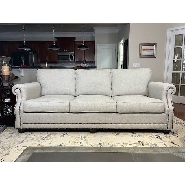 King Hickory manufactures some of the finest furniture in Hickory, NC. The King Hickory difference lies in their...