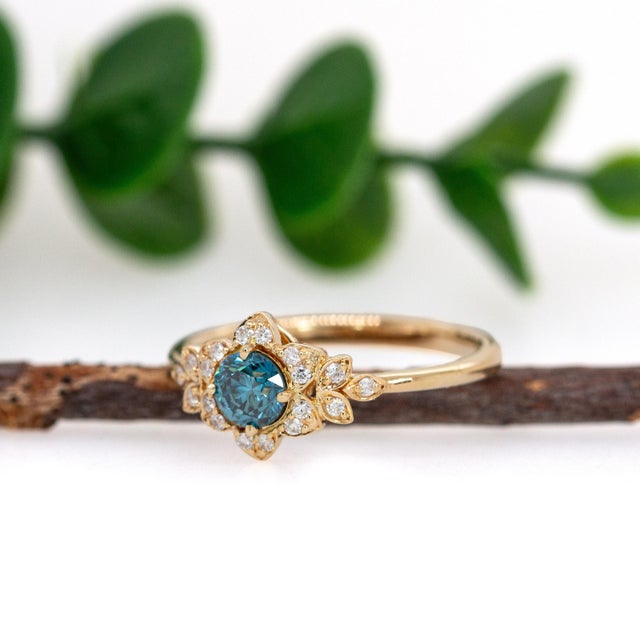 Natural Blue Diamond and White Diamond Ring in Solid 14k Yellow Gold, Size 6.75 For Sale - Image 4 of 7