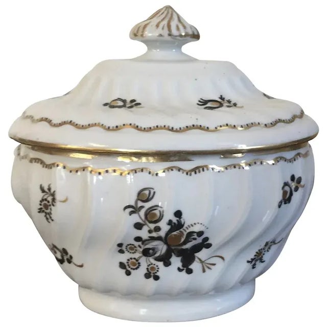 Antique 18th Century English George III Worcester Porcelain Sugar Bowl For Sale - Image 12 of 12