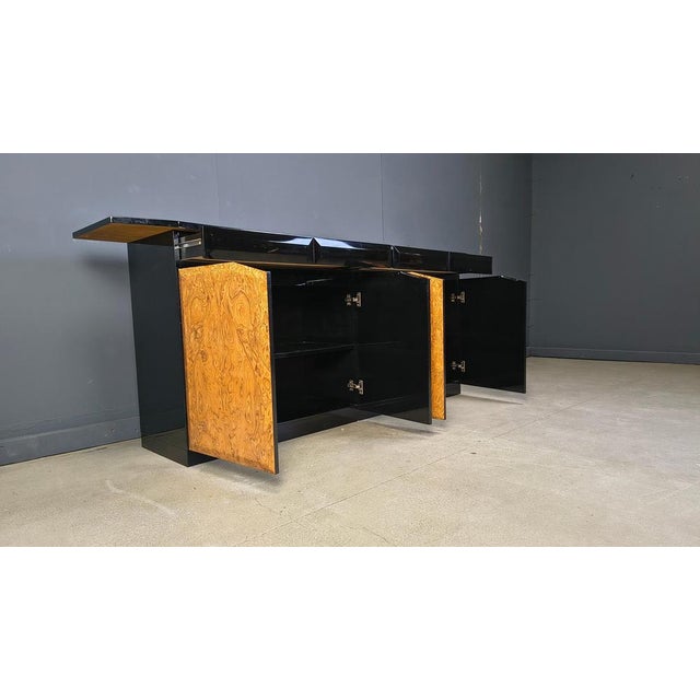 Hollywood Regency Vintage Lacquer and Burl Wood Credenza, 1980s For Sale - Image 3 of 15