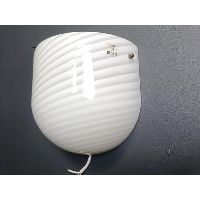 Murano Swirl Glass Sconce attributed to Vm-Vetri, Italy, 1970s For Sale - Image 6 of 17