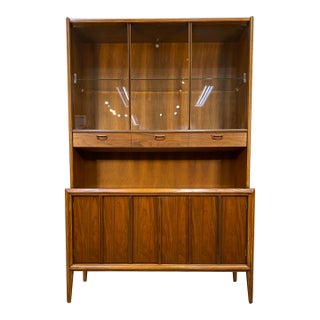 1960s Mid-Century Modern Keller Walnut Hutch / China Cabinet For Sale