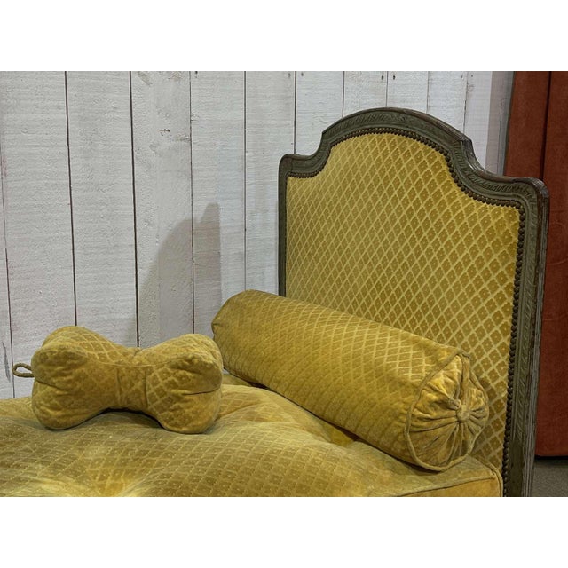 Wood 18th Century Louis XV Oak Daybed For Sale - Image 7 of 18