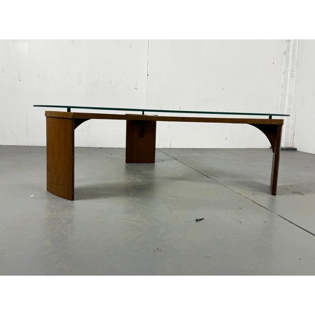 Mid-Century Modernist Round Wenge and Glass Coffee Table, 1960s For Sale - Image 11 of 16