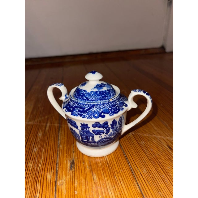 Early 20th Century Early 20th Century Blue Willow Japan Coffee Pot, Creamer Jug and Sugar Set- 3 Pieces For Sale - Image 5 of 10