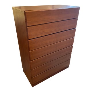 1970s Vintage Mid Century Modern 7 Drawer Chest For Sale