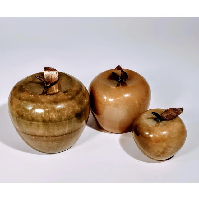 Marble Onyx Apples Paperweights Set 3 For Sale In Fayetteville, AR - Image 6 of 6