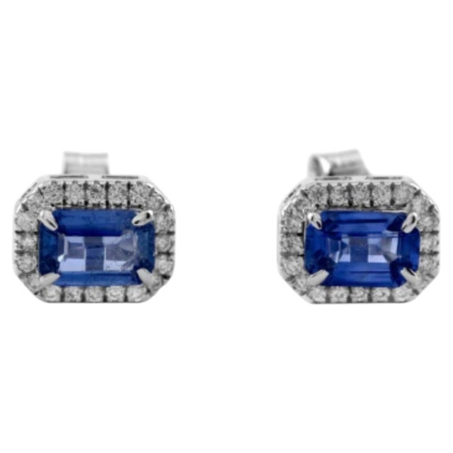 2020s Natural Blue Sapphire & Diamond Earring in 18k Gold For Sale - Image 5 of 8