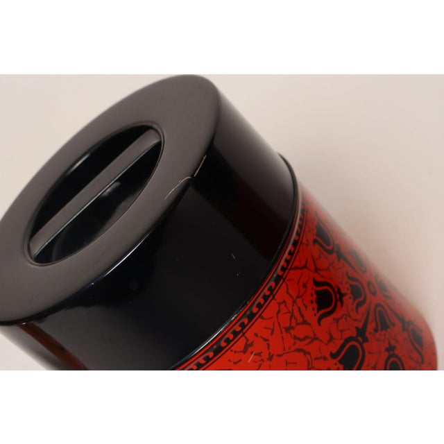 Set of Three Japanese Modern Nesting Canisters With Red and Black Floral Decoration For Sale - Image 13 of 18