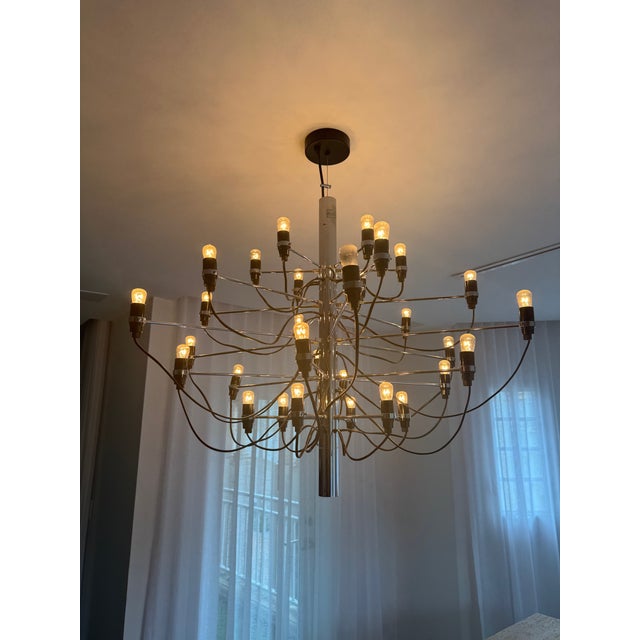 Mid-Century Modern Late 20th Century Authentic Flos 2097/30 Chandelier by Gino Sarfatti, Chrome, Made in Italy For Sale - Image 3 of 5