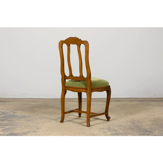Early 20th Century French Louis XV Walnut Dining Chairs With Moss Green Mohair, Set of 8 For Sale - Image 14 of 18