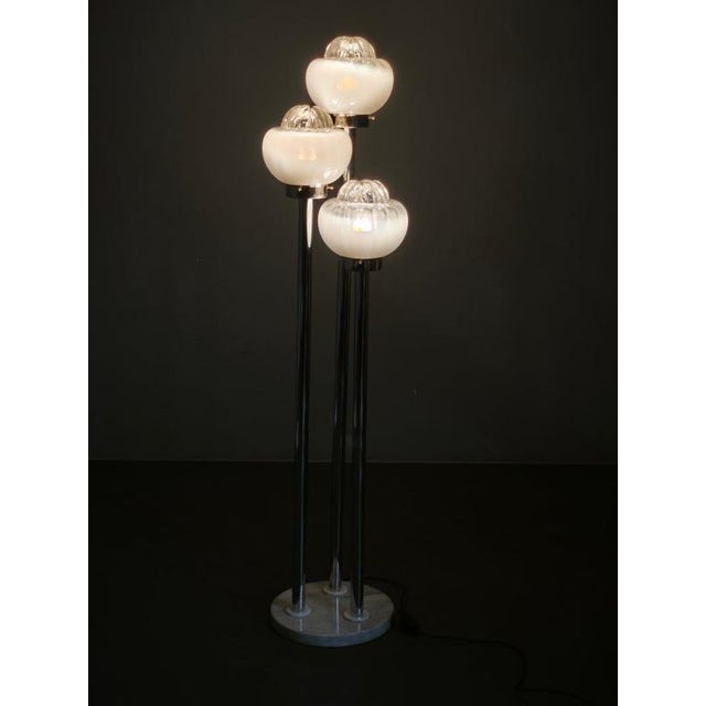 Italian Murano Glass, Chrome and Marble 3-Light Floor Lamp, 1970s For Sale - Image 3 of 16