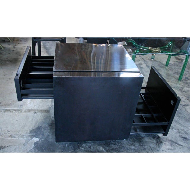 Italian bar on wheels. Shaken and stirred is my kind of bar. CIN CIN.