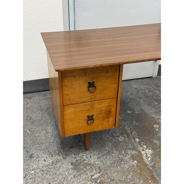 Mid-Century Modern Paul McCobb Planner Group for Winchendon Desk, Circa 1950's For Sale - Image 3 of 13